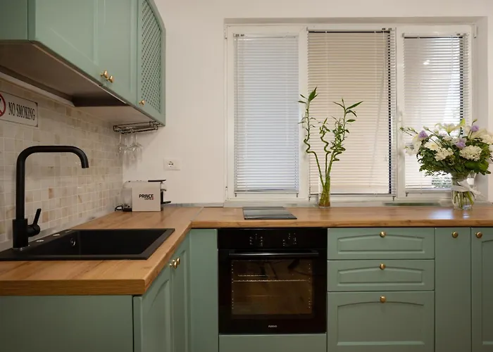 Dai -near * 地拉那