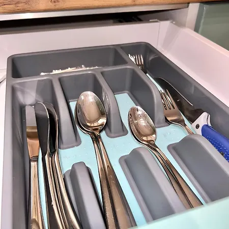 アパート Dai -near ティラナ